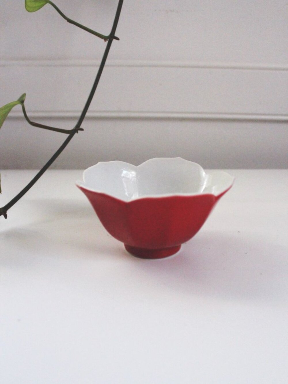 Vintage Japanese Ceramic Lotus Flower Rice Bowl Trinket Dish Red Mid Century